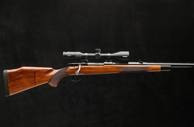 Les Bauska Custom Bolt Action Rifle in .300 Weatherby Magnum