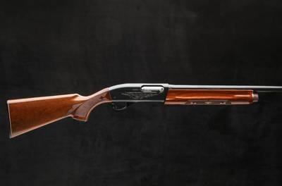Remington Model 1100 12 Gauge Semi Auto Shotgun - Image 1 of 8