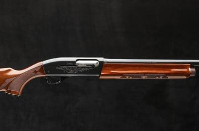 Remington Model 1100 12 Gauge Semi Auto Shotgun - Image 2 of 8