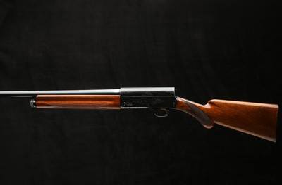 Browning Auto-5 Light 12 12 Gauge - Image 3 of 8
