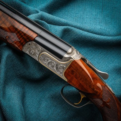 Kolar 12g Skeet Gold Elite 2 Barrel Set Factory Engraved and Upgraded Wood - Image 3 of 8