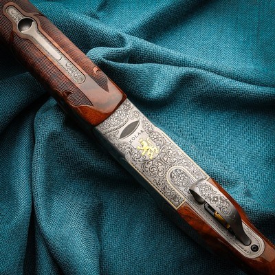 Kolar 12g Skeet Gold Elite 2 Barrel Set Factory Engraved and Upgraded Wood - Image 7 of 8
