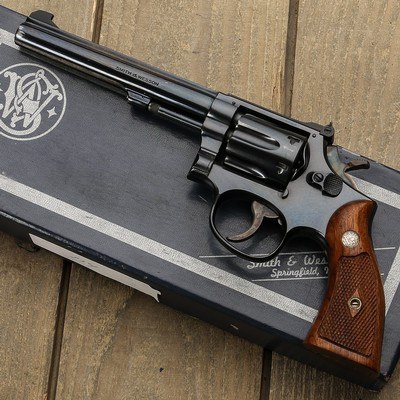 Smith & Wesson Model 48 .22 WMR - Image 2 of 2