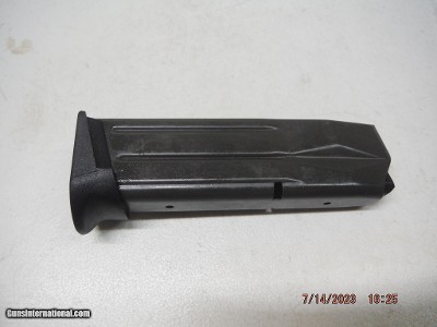 SIG 2022 SP2022 SIG PRO Magazine 9mm 15Rd new factory