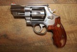 Smith & Wesson 624 Lew Horton - 2 of 3