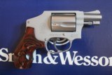 Smith & Wesson 642-2 Lady Smith ANIB FREE SHIPPING - 2 of 3