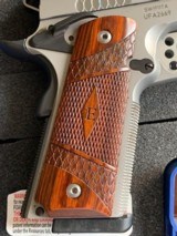 Smith & Wesson SW1911TA, Nickel 45 ACP cal E Series - 5 of 11