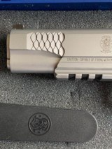 Smith & Wesson SW1911TA, Nickel 45 ACP cal E Series - 6 of 11