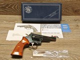 Smith & Wesson Model 19-4 357 Combat Magnum - 1 of 13