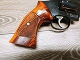 Smith & Wesson 586 Distinguished Combat Magnum - 5 of 14