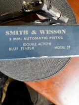 Smith & WessonALL STEEL Model 39 - 15 of 15