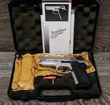 Smith & Wesson Model 4513 (Shorty Forty - Five) - LIKE NEW