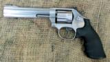 SMITH & WESSON Model 617-6 Revolver, 22LR Cal. - 2 of 14