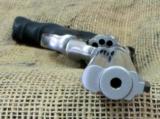 SMITH & WESSON Model 617-6 Revolver, 22LR Cal. - 6 of 14