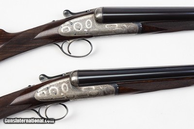 BOSS & CO 12 GAUGE PAIR ROUND BODY SIDELOCK SHOTGUNS With EXTRA BARREL SETS
28" BARRELS