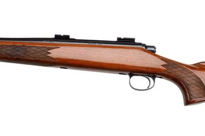 REMINGTON MODEL 700 ADL BOLT ACTION RIFLE 7MM REMINGTON MAGNUM - 24" BARREL - Image 2 of 20