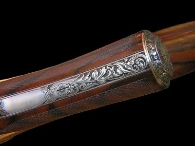 LIKE NEW AND UNFIRED - HOLLAND & HOLLAND ROYAL DELUXE DOUBLE RIFLE .375 H&H FLANGED MAGNUM - PHILIPPE GRIFNEE ENGRAVED - Image 13 of 19