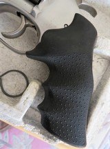 Dan Wesson Model 744, 44 Magnum, with VH8 Barrel Assembly in Box - A6 - 10 of 13