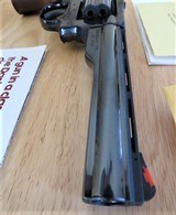 Dan Wesson M22 22 LR; V6 in Dan Wesson Bag with Accessories - 220 - 4 of 15