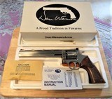 Dan Wesson M722 Stainless 22 LR, VH8 in Box – Manual and Tools - 160 - 1 of 15