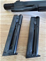 Smith & Wesson S&W Model 41 22LR - Factory Brake,Original Box with 2 Factory Magazines A70 - 11 of 13