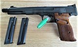 Smith & Wesson S&W Model 41 22LR - Factory Brake,Original Box with 2 Factory Magazines A70 - 8 of 13