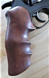 Dan Wesson Model 40 V8S – 357 Supermag - 102 - 15 of 15