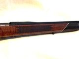Weatherby Mark V Deluxe in .240 Wby - 5 of 14
