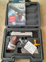 SIG 1911 ULTRA TWO-TONE 45 ACP (1911U-45-TSS) - 1 of 6