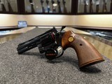 Colt Python, 357mag - 2 of 6