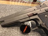 Colt Z40 .40S&W - 2 of 3
