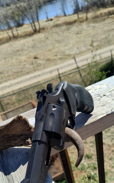 44 TAURUS TRACKER - Image 7 of 12