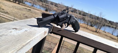 44 TAURUS TRACKER - Image 6 of 12