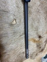 weatherby rifles - Image 6 of 13