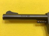 H&R 622 22LR - 3 of 4