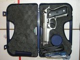 BERETTA 92FS Inox (Model JS92F520M) 9mm Luger 15+1 - 5 of 7