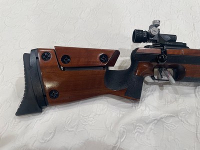 Anschutz 1907 stock and 1913 barreled action - Image 5 of 14