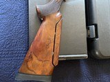 Browning BT-99 Plus w/ejector and raised rib. Grade 3 walnut. Negrini case included - 11 of 12