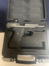 Sig Sauer P220 - 1 of 4