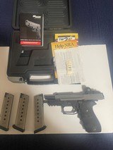 Sig Sauer P220 - 2 of 4