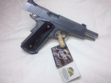 KIMBER
GOLD COMBAT STAINLESS II 45 - 5 of 11