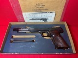 Smith and Wesson model 41 22 lr - 5 of 14