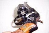 Smith & Wesson 10-5 38 spl - 2 of 10