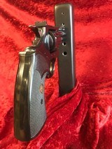 Colt Python .357 Magnum 4" - 11 of 13