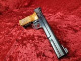 Smith & Wesson Model 41 - 6 of 8