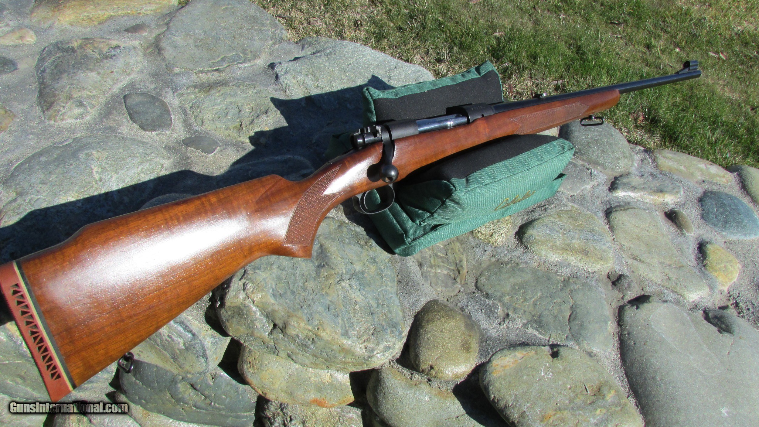 Winchester Model 70 Pre-64 Featherweight 264 Win Magnum