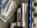 SMITH & WESSON .44 MAG 629 STAINLESS 4" BBL MOUNTAIN GUN - 3 of 5