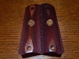 New Factory Colt 1911 Double Diamond Rosewood Gold Medallions Grips - 3 of 4