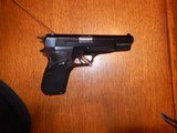 Browning Hi-Power 9mm Pachmayr Signature Grips Excellent Condition hipower - 1 of 13