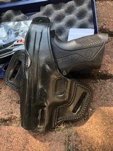 Beretta PX4 Storm SS 9mm w/5 mags and leather - 3 of 3